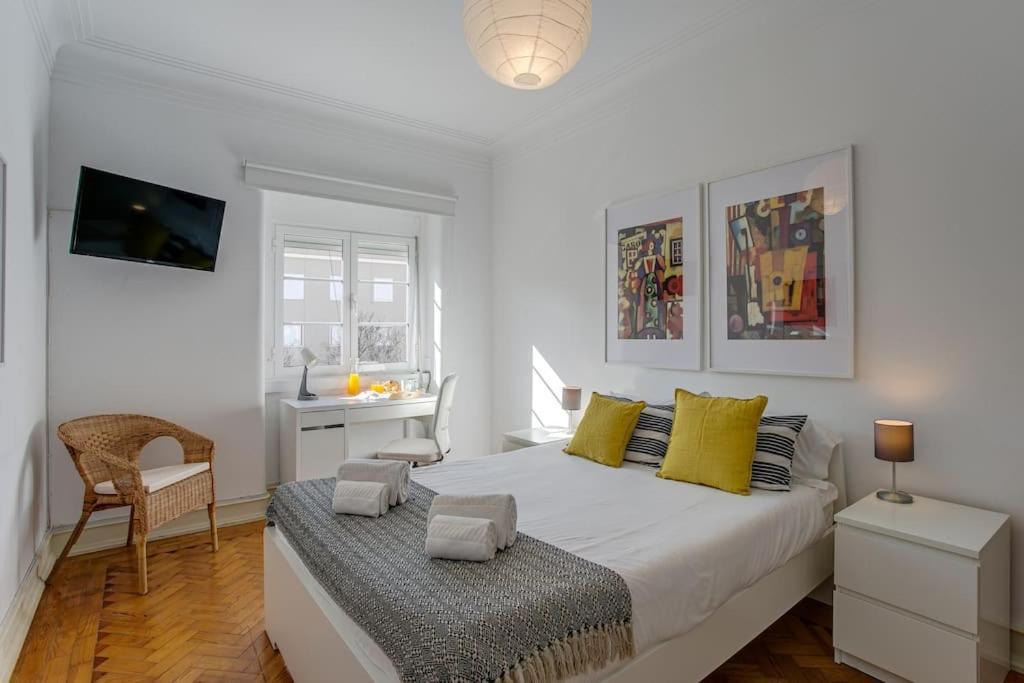 Apartment Family Tailor Made Flat In Areeiro *
