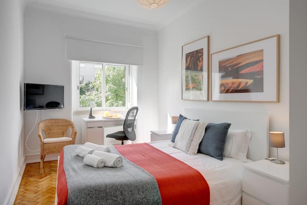 Family Tailor Made Flat In Areeiro Apartment *