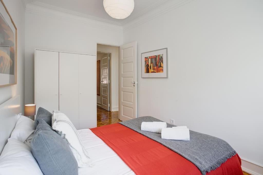 Family Tailor Made Flat In Areeiro Apartment Lisbon